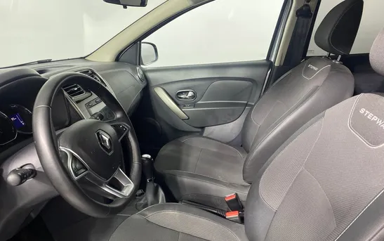Renault Sandero 1.60 автоматическая, фото №5