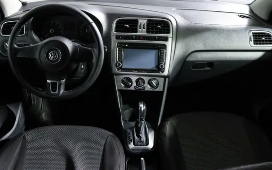 Volkswagen Polo 1.60 автоматическая, фото №6