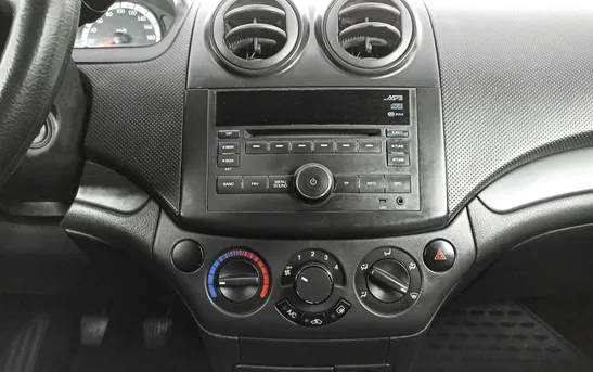 Chevrolet Aveo 1.20 механика, фото №8