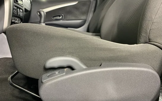 Nissan Almera 1.60 механика, фото №8