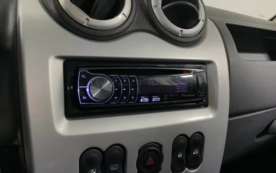 Renault Sandero 1.60 автоматическая, фото №8