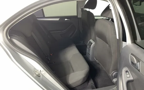 Volkswagen Jetta 1.60 автоматическая, фото №8