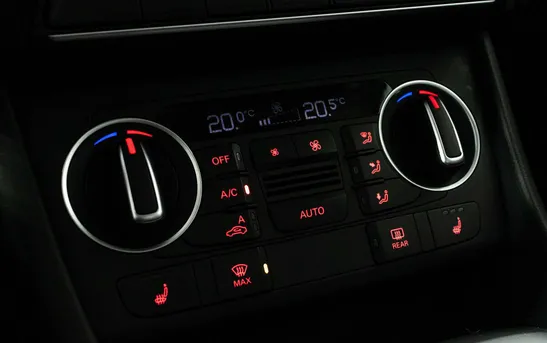 Audi Q3 2.00 робот, фото №9