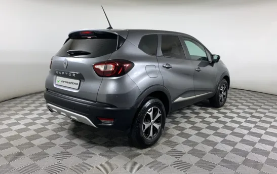 Renault Kaptur 1.60 вариатор, фото №2