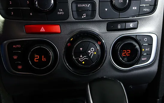 Citroen C4 1.60 автоматическая, фото №8