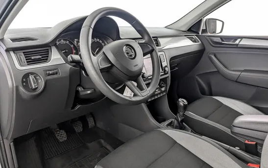 Skoda Rapid 1.60 механика, фото №6