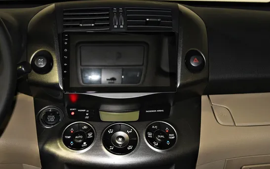 Toyota RAV4 2.00 вариатор, фото №7