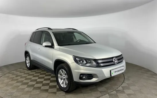 Volkswagen Tiguan 2.00 автоматическая, фото №3
