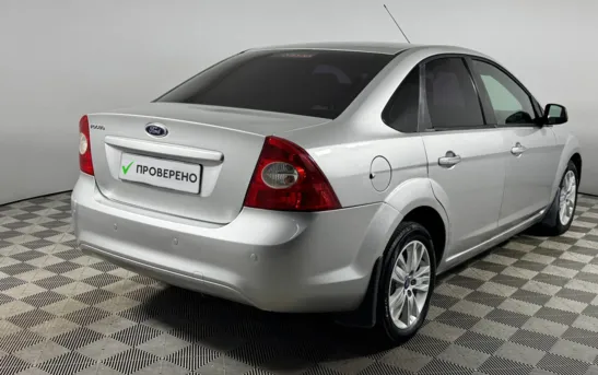 Ford Focus 2.00 автоматическая, фото №2
