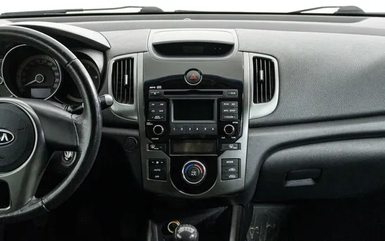 Kia Cerato 1.60 механика, фото №5