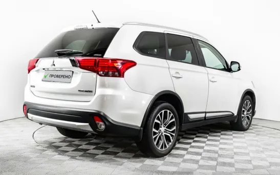 Mitsubishi Outlander 2.00 вариатор, фото №2