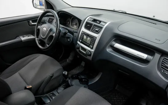 Kia Sportage 2.00 механика, фото №5