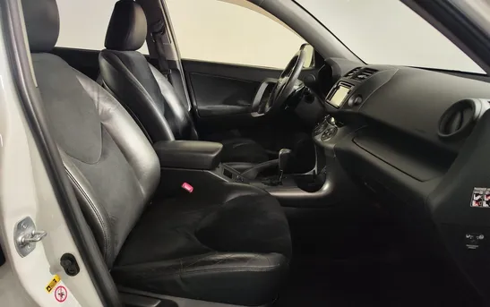 Toyota RAV4 2.00 вариатор, фото №12