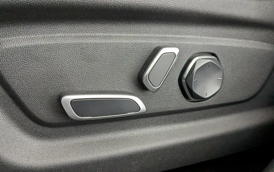 Changan UNI-K 2.00 автоматическая, фото №9