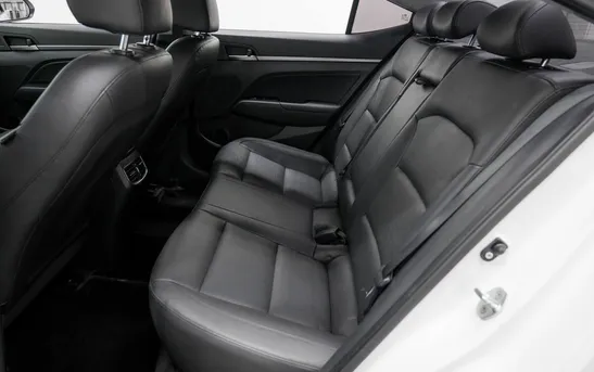 Hyundai Elantra 2.00 автоматическая, фото №6