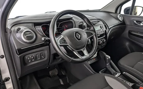Renault Kaptur 1.60 вариатор, фото №6