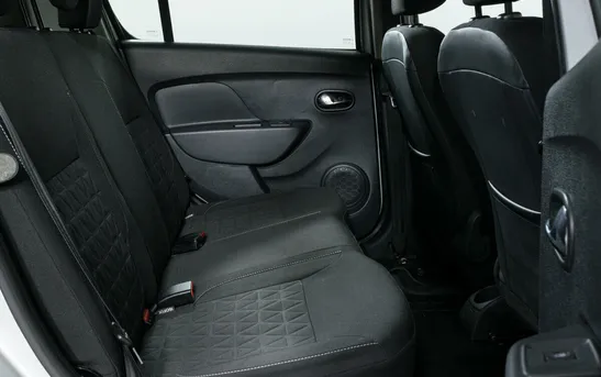 Renault Sandero 1.60 автоматическая, фото №7