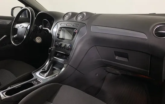 Ford Mondeo 2.30 автоматическая, фото №7
