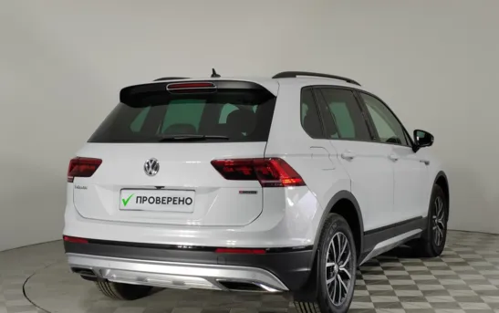 Volkswagen Tiguan 2.00 робот, фото №2