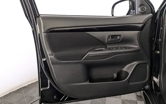 Mitsubishi Outlander 2.00 вариатор, фото №7