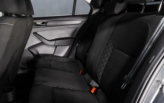 Skoda Rapid 1.40 робот, фото №6