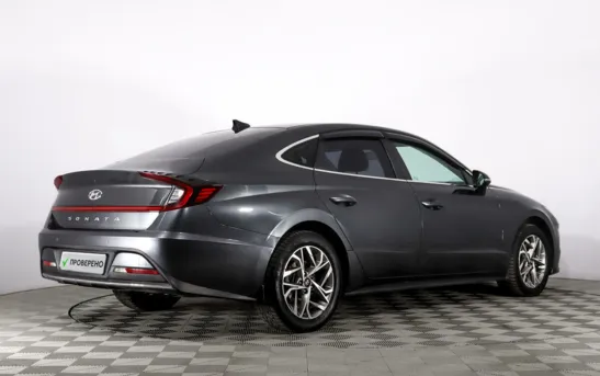 Hyundai Sonata 2.00 автоматическая, фото №2