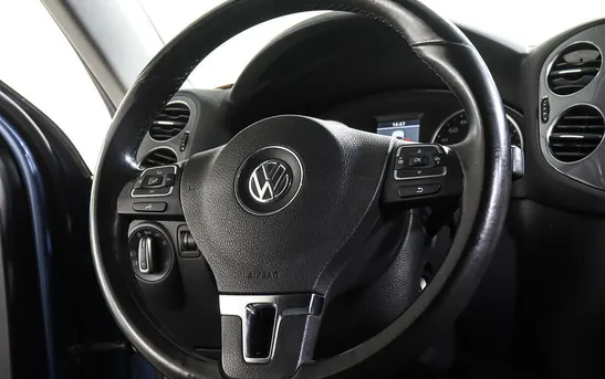 Volkswagen Tiguan 2.00 автоматическая, фото №5