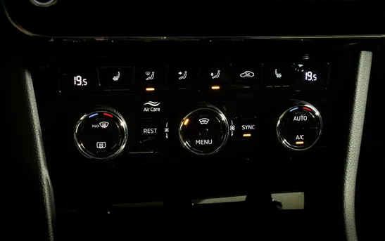 Skoda Superb 1.80 робот, фото №13