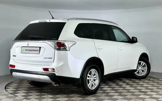 Mitsubishi Outlander 2.00 вариатор, фото №2