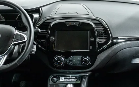 Renault Kaptur 1.30 вариатор, фото №8