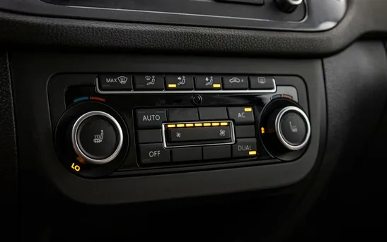 Volkswagen Tiguan 2.00 автоматическая, фото №8