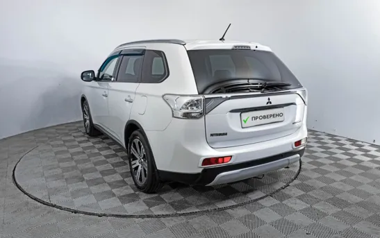 Mitsubishi Outlander 2.40 вариатор, фото №4