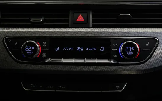 Audi A4 2.00 робот, фото №16