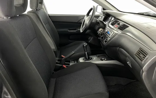Mitsubishi Lancer 1.60 механика, фото №9