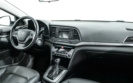Hyundai Elantra 2.00 автоматическая, фото №5