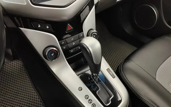 Chevrolet Cruze 1.80 автоматическая, фото №8