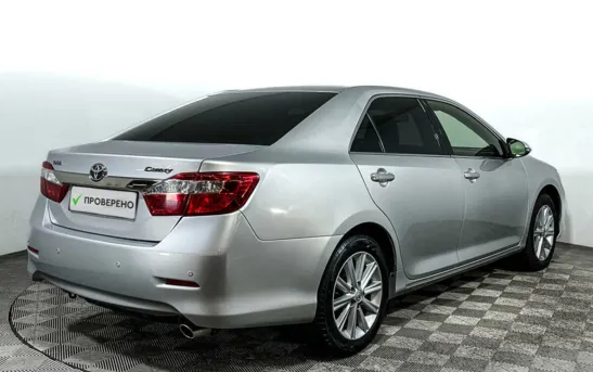 Toyota Camry 2.50 автоматическая, фото №2