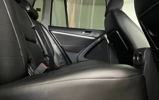 Volkswagen Tiguan 2.00 автоматическая, фото №6