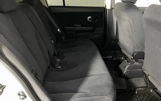 Nissan Tiida 1.60 механика, фото №9