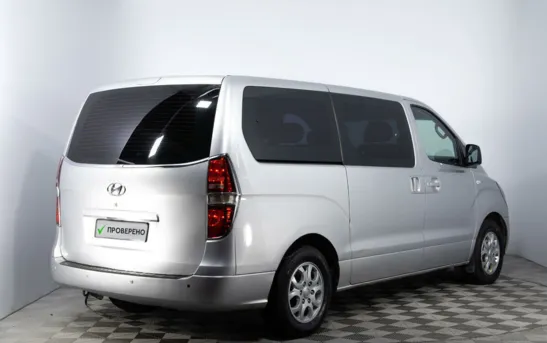 Hyundai Grand Starex 2.50 автоматическая, фото №2