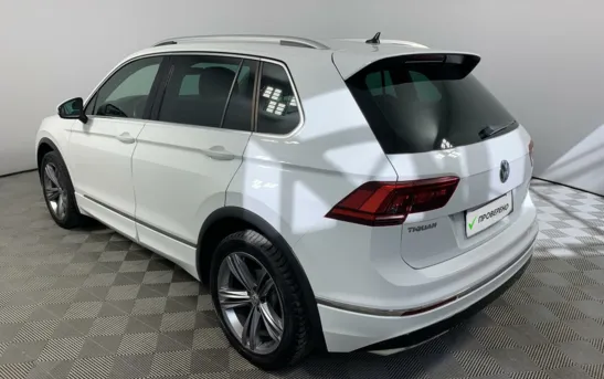 Volkswagen Tiguan 2.00 робот, фото №4