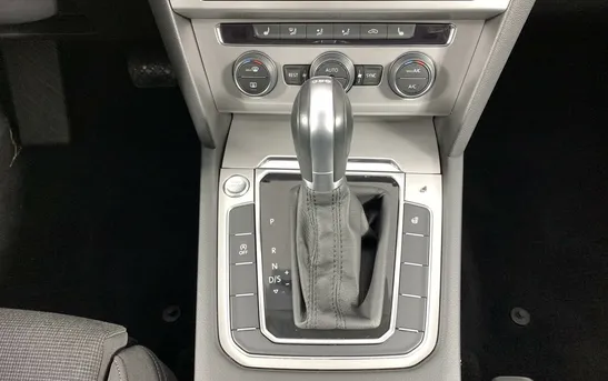 Volkswagen Passat 1.40 робот, фото №11