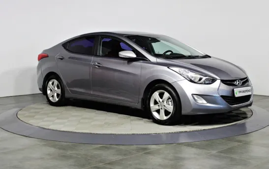 Hyundai Elantra 1.60 автоматическая, фото №3