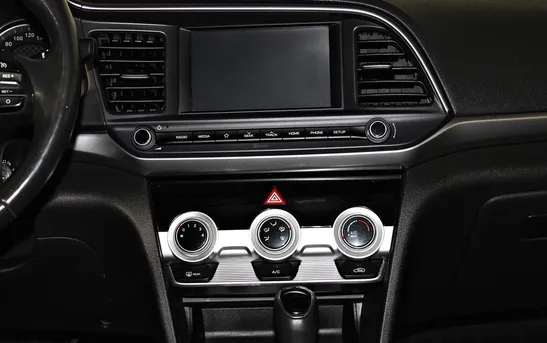 Hyundai Elantra 1.60 автоматическая, фото №9