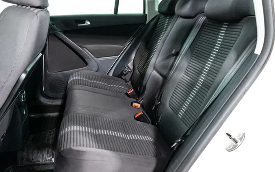 Volkswagen Tiguan 2.00 автоматическая, фото №7