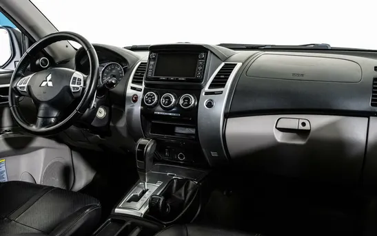 Mitsubishi Pajero Sport 2.50 автоматическая, фото №6