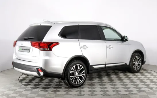 Mitsubishi Outlander 2.40 вариатор, фото №2