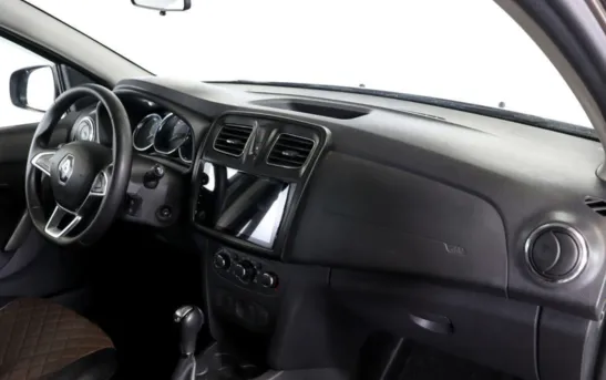 Renault Sandero 1.60 автоматическая, фото №7