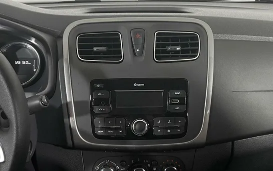 Renault Logan 1.60 механика, фото №7