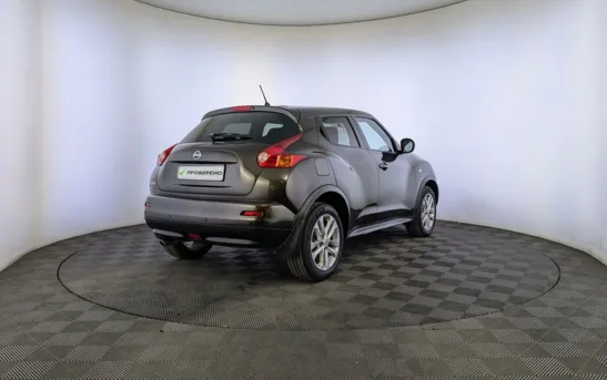 Nissan Juke 1.60 вариатор, фото №2